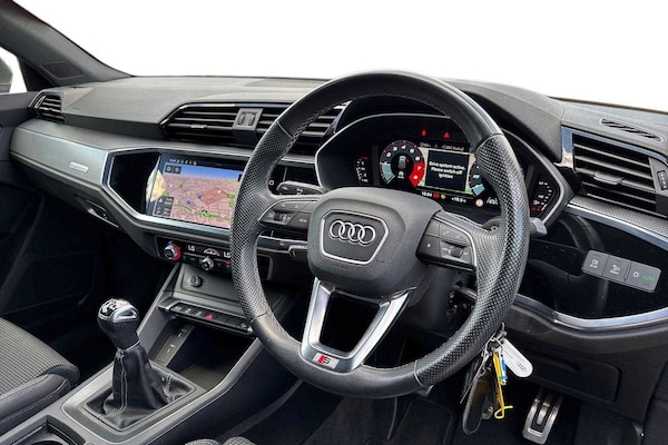 Used Audi Q3 2023 for sale - 75615576: Photo 6