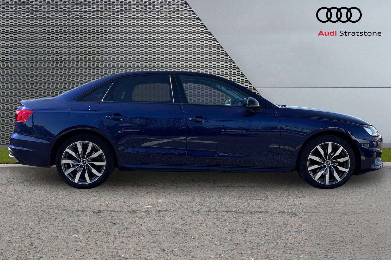 Used Audi A4 2022 for sale - 77942929: Photo 4