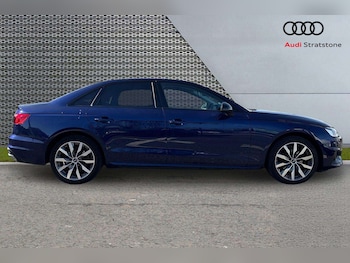 Used Audi A4 2022 for sale - 77942929: Photo