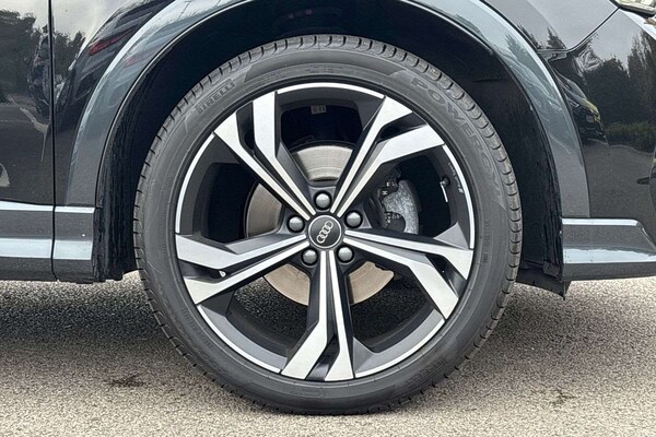 Used Audi Q3 2020 for sale - 76298409: Photo 9