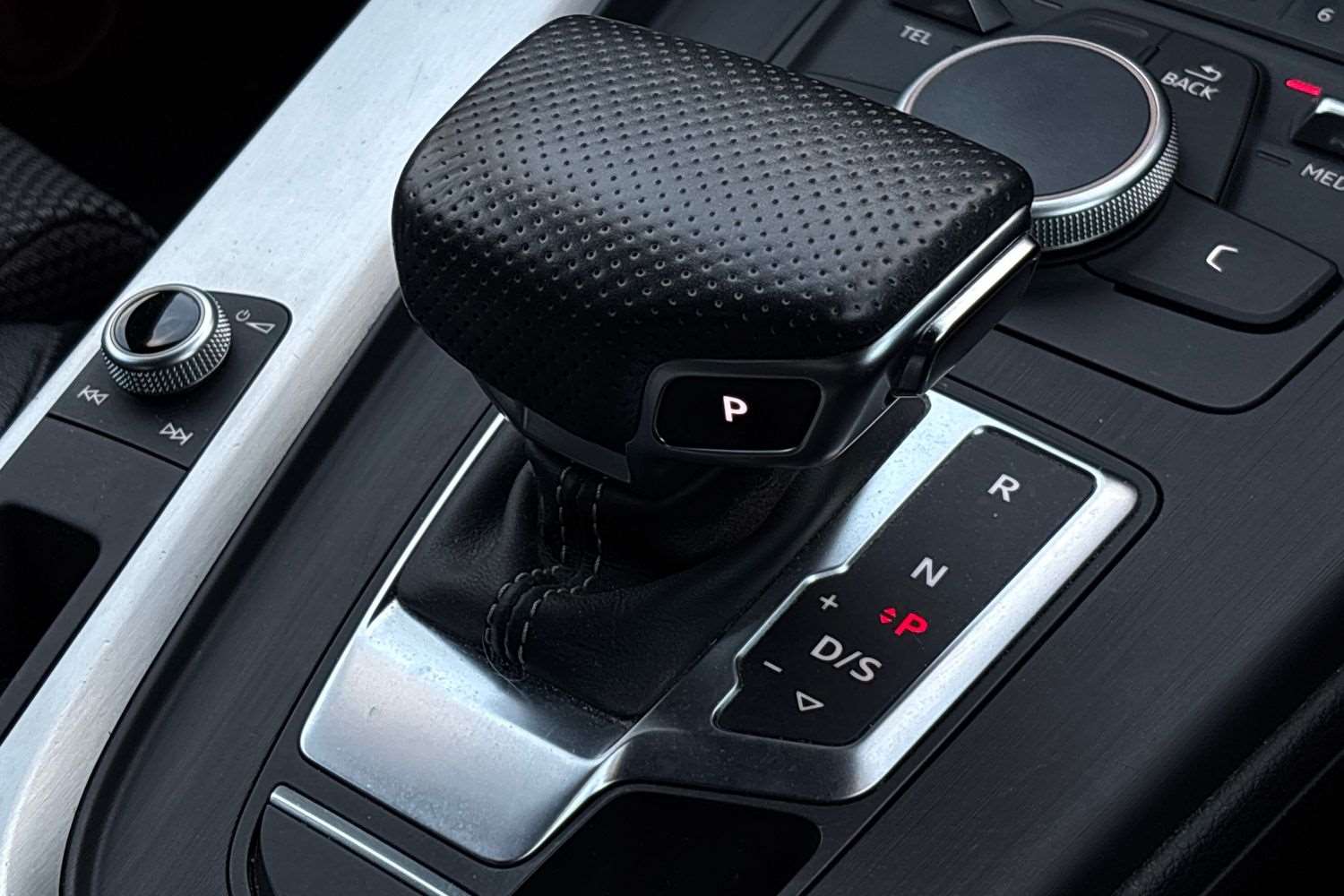 Used Audi A4 2017 for sale - 76842827: Photo 15