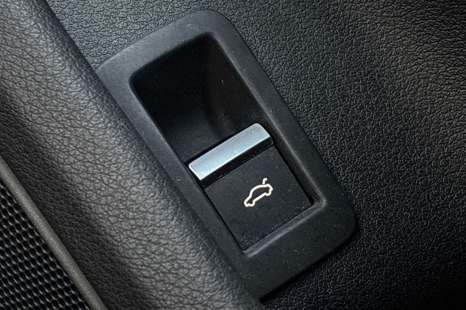 Used Audi A4 2017 for sale - 76842827: Photo 32