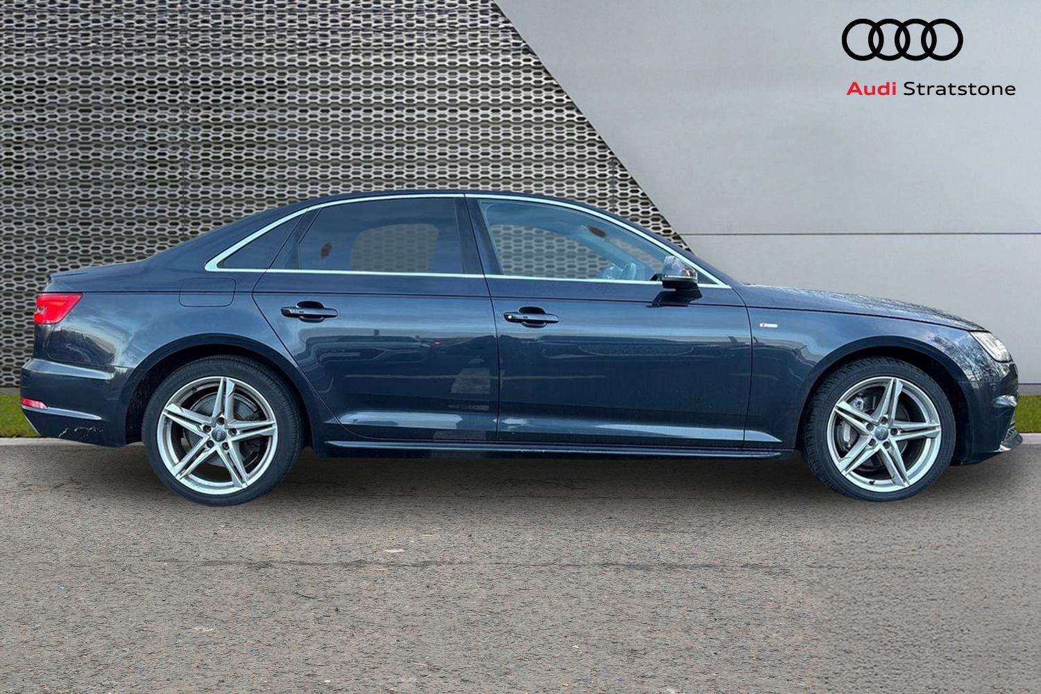 Used Audi A4 2017 for sale - 76842827: Photo 4