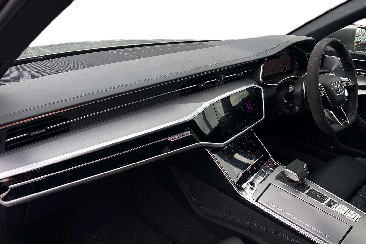 Used Audi RS6 2024 for sale - 77500418: Photo 2