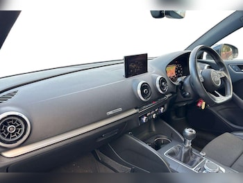 Used Audi A3 2018 for sale - 76390579: Photo