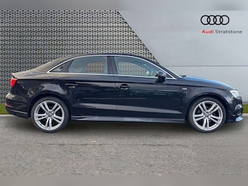 Used Audi A3 2018 for sale - 76390579: Photo