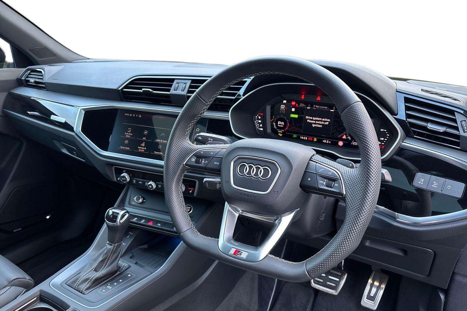 Used Audi Q3 2025 for sale - 76902469: Photo 6