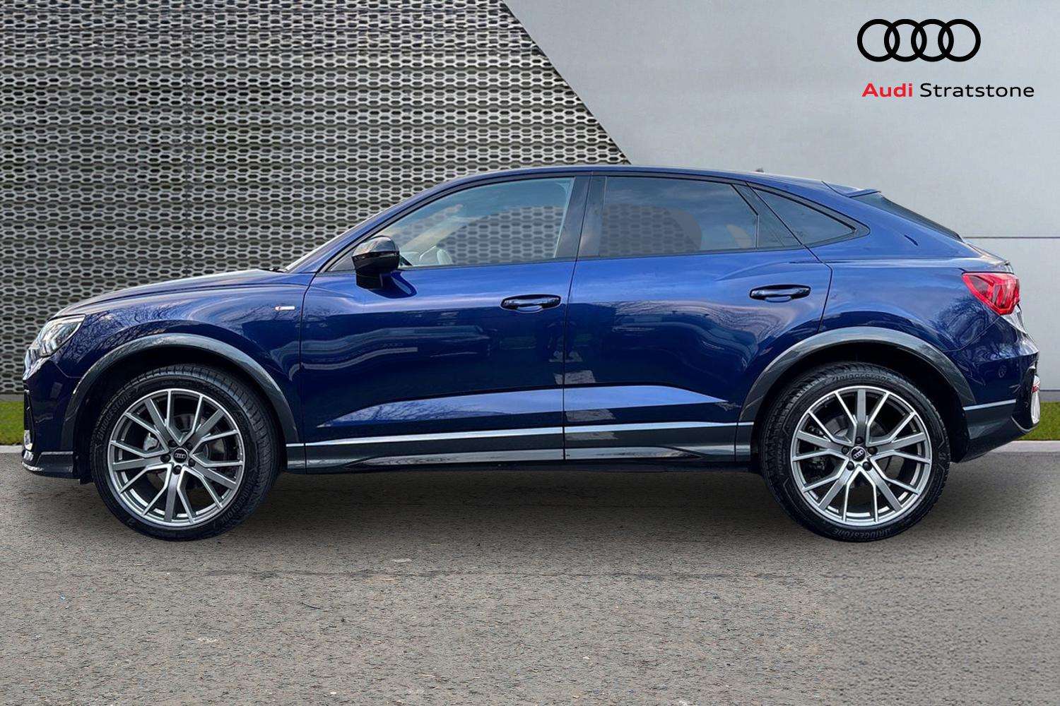 Used Audi Q3 2025 for sale - 76902469: Photo 8