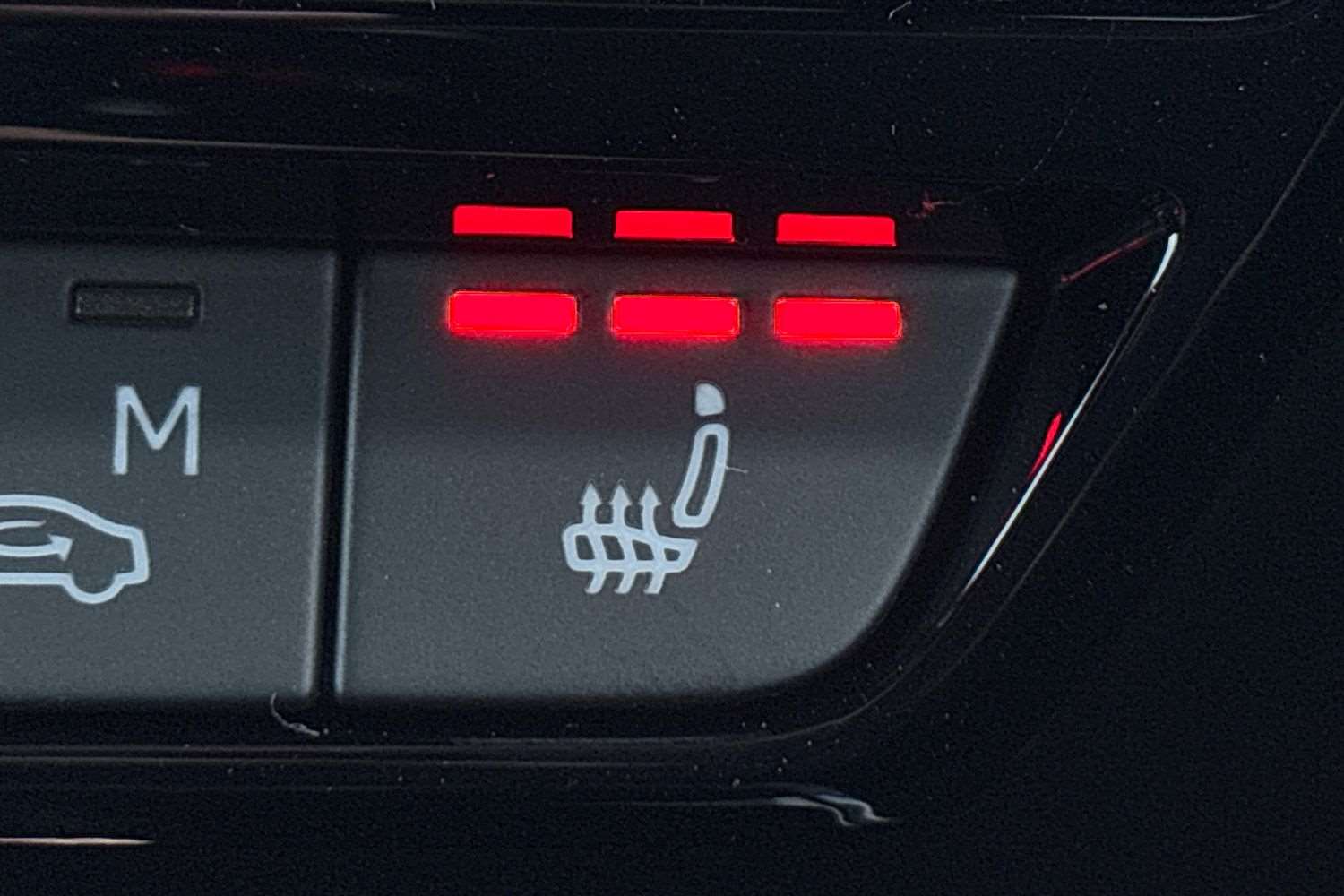 Used Audi Q4 e-tron 2025 for sale - 76390560: Photo 16