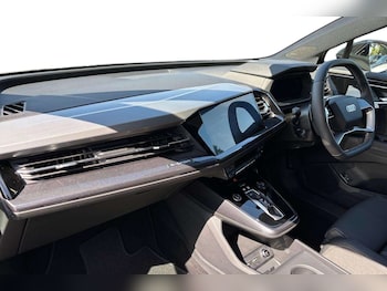 Used Audi Q4 e-tron 2025 for sale - 76390560: Photo