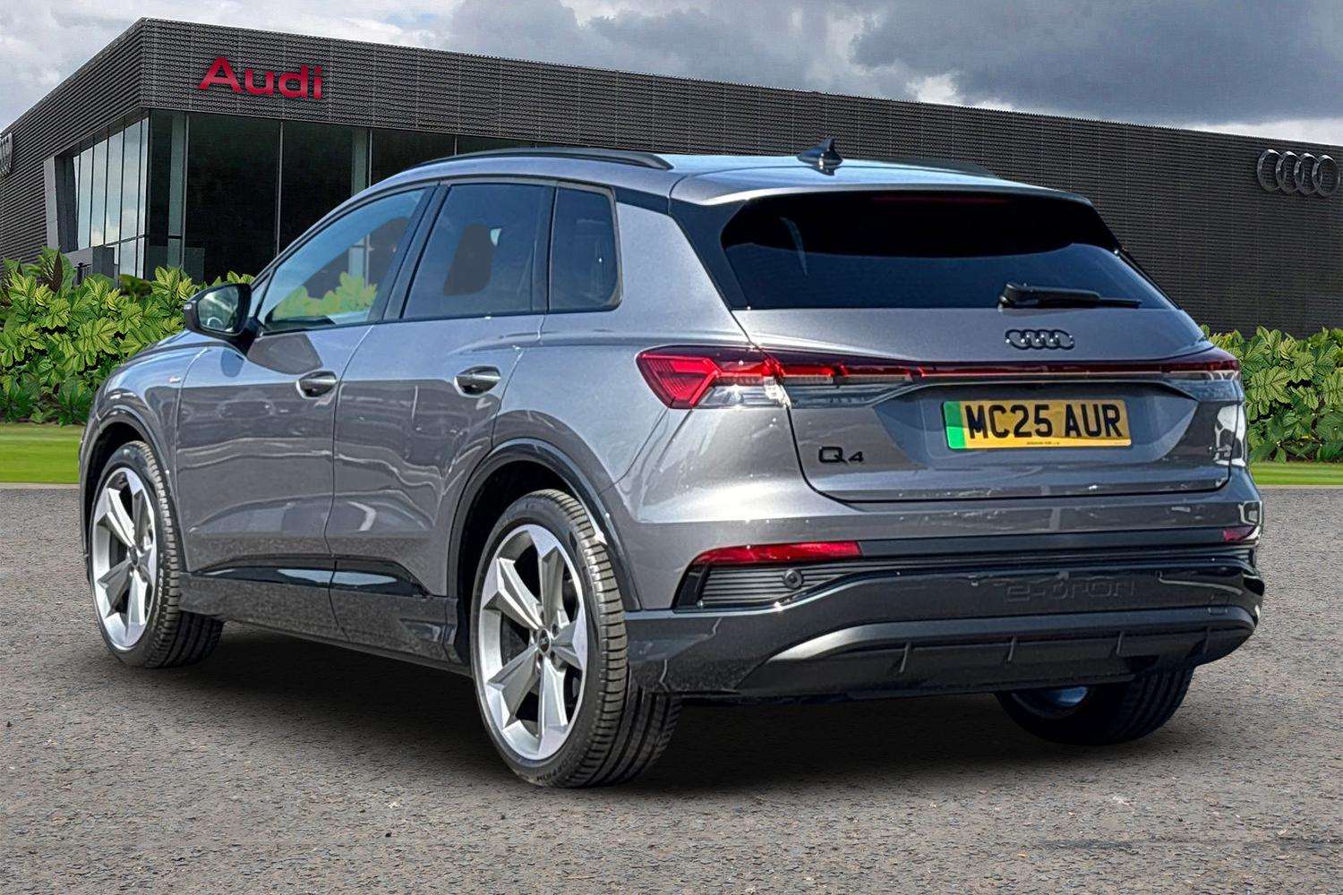 Used Audi Q4 e-tron 2025 for sale - 76390560: Photo 3