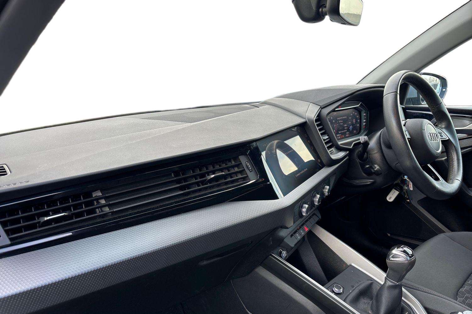 Used Audi A1 2023 for sale - 76875803: Photo 2