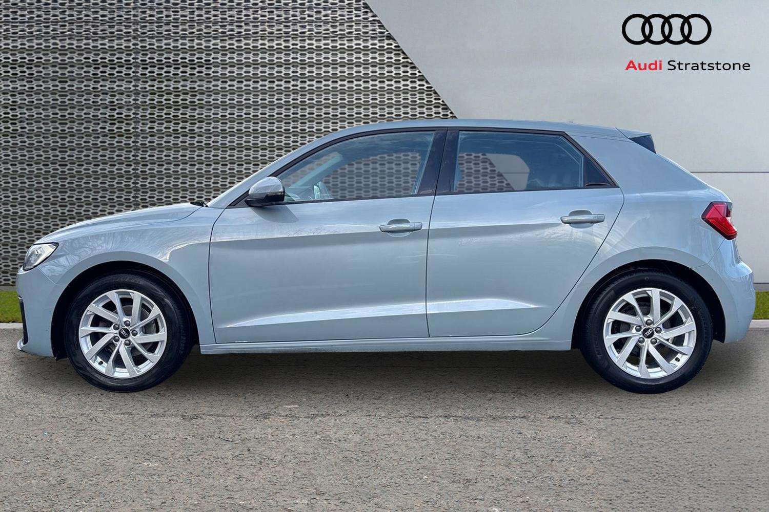 Used Audi A1 2023 for sale - 76875803: Photo 8