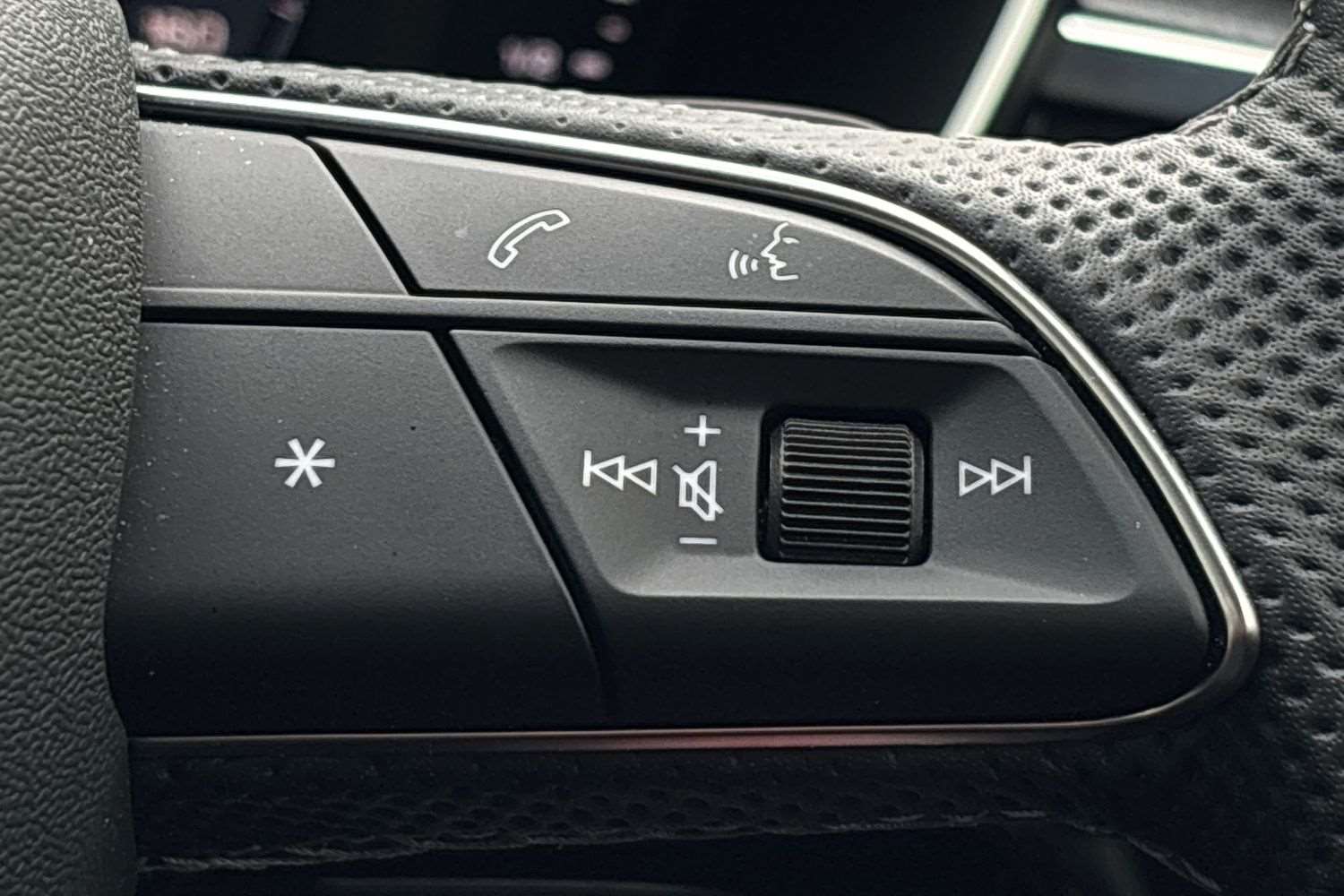 Used Audi Q3 2025 for sale - 77842564: Photo 17