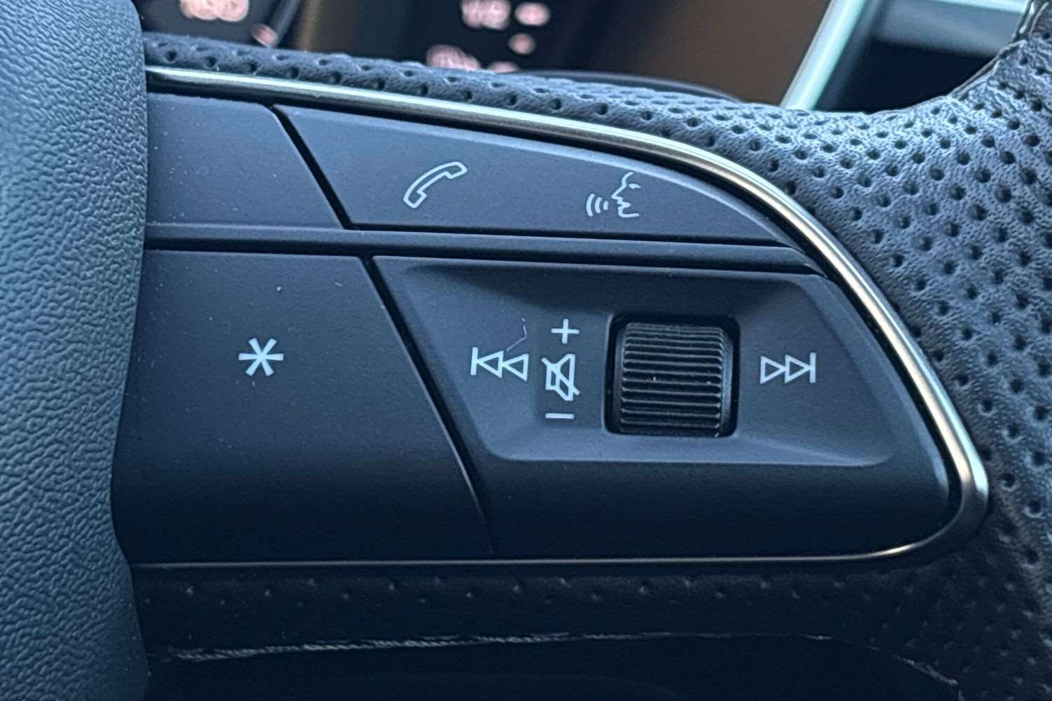 Used Audi Q3 2025 for sale - 76610667: Photo 17