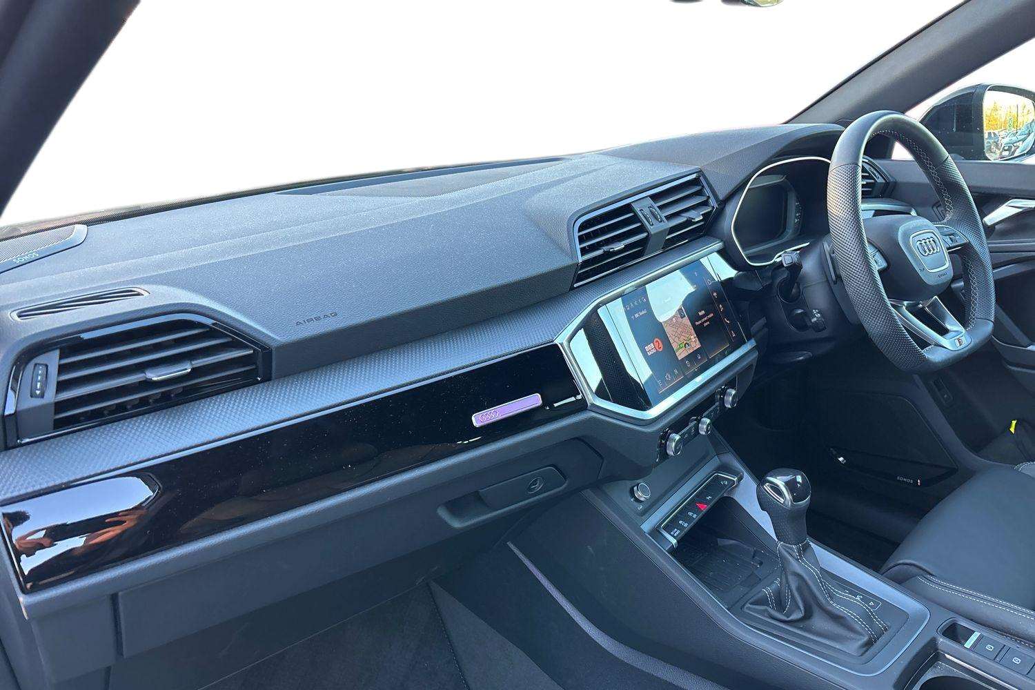 Used Audi Q3 2025 for sale - 76610667: Photo 2