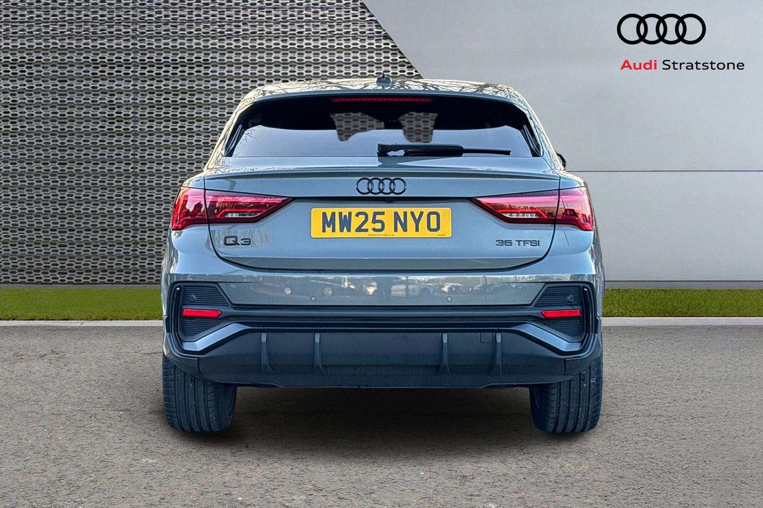 Used Audi Q3 2025 for sale - 76610667: Photo 7