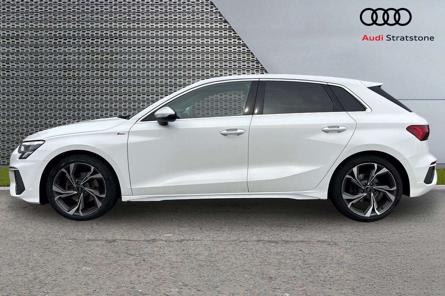 Used Audi A3 2024 for sale - 77996165: Photo 8