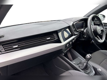 Used Audi A1 2023 for sale - 76087900: Photo