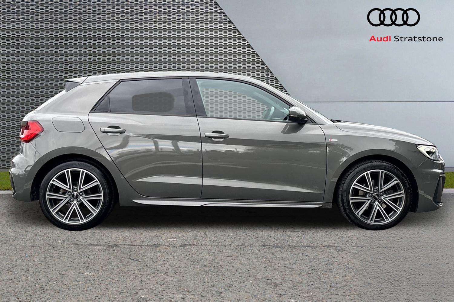 Used Audi A1 2023 for sale - 76087900: Photo 4