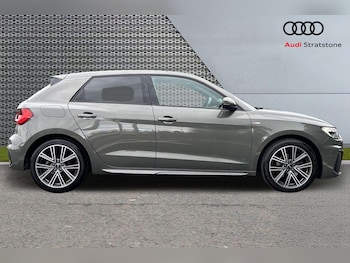 Used Audi A1 2023 for sale - 76087900: Photo