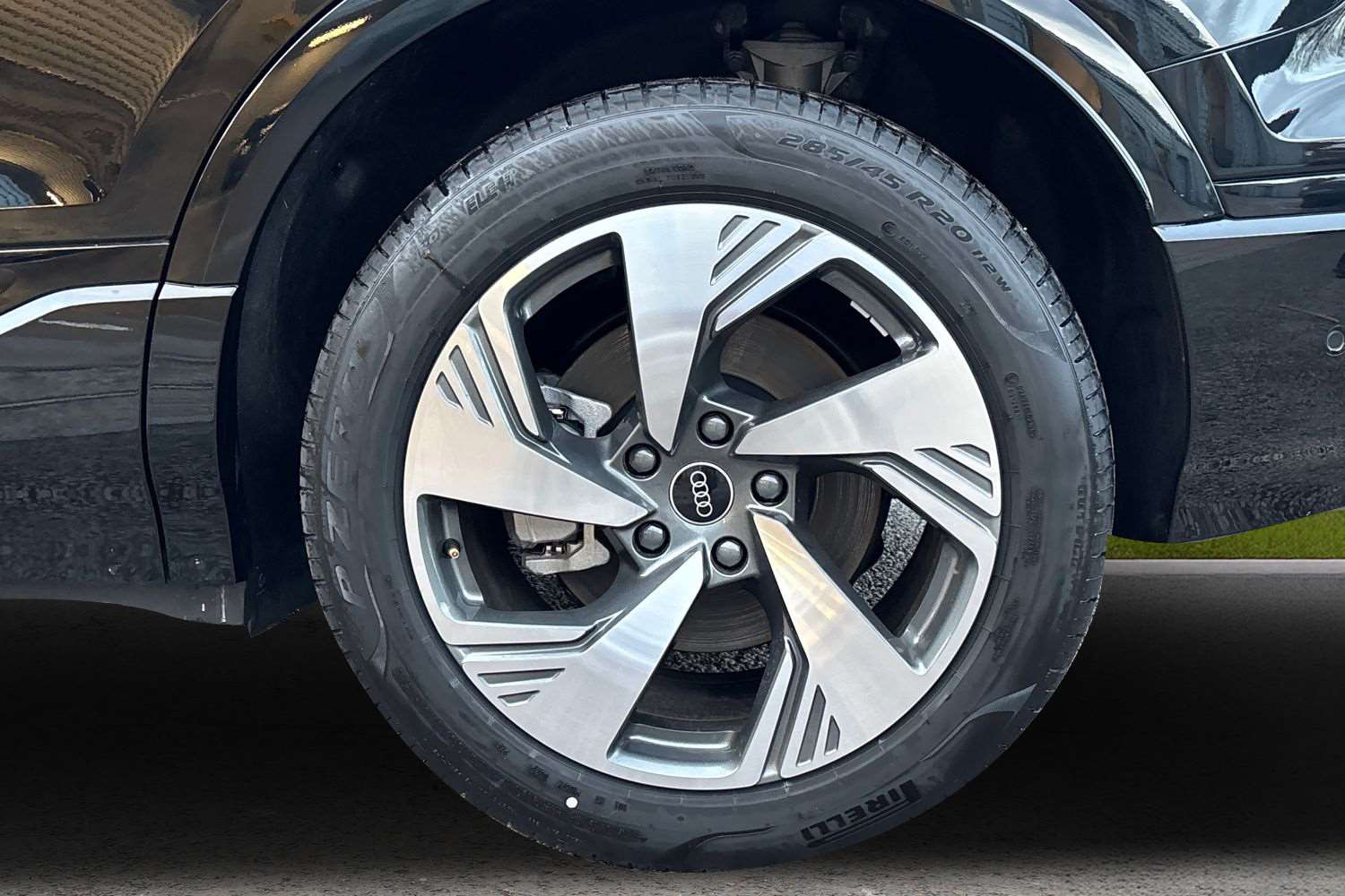 Used Audi Q6 e-tron 2025 for sale - 78010433: Photo 5