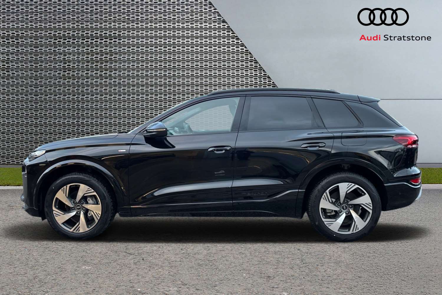 Used Audi Q6 e-tron 2025 for sale - 78010433: Photo 8