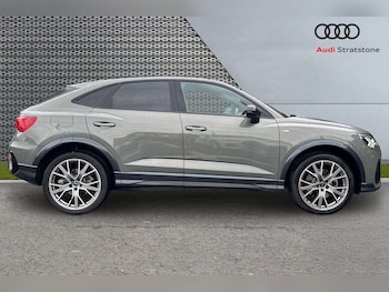 Used Audi Q3 2023 for sale - 78774646: Photo