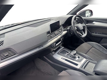 Used Audi Q5 2018 for sale - 76156187: Photo 2