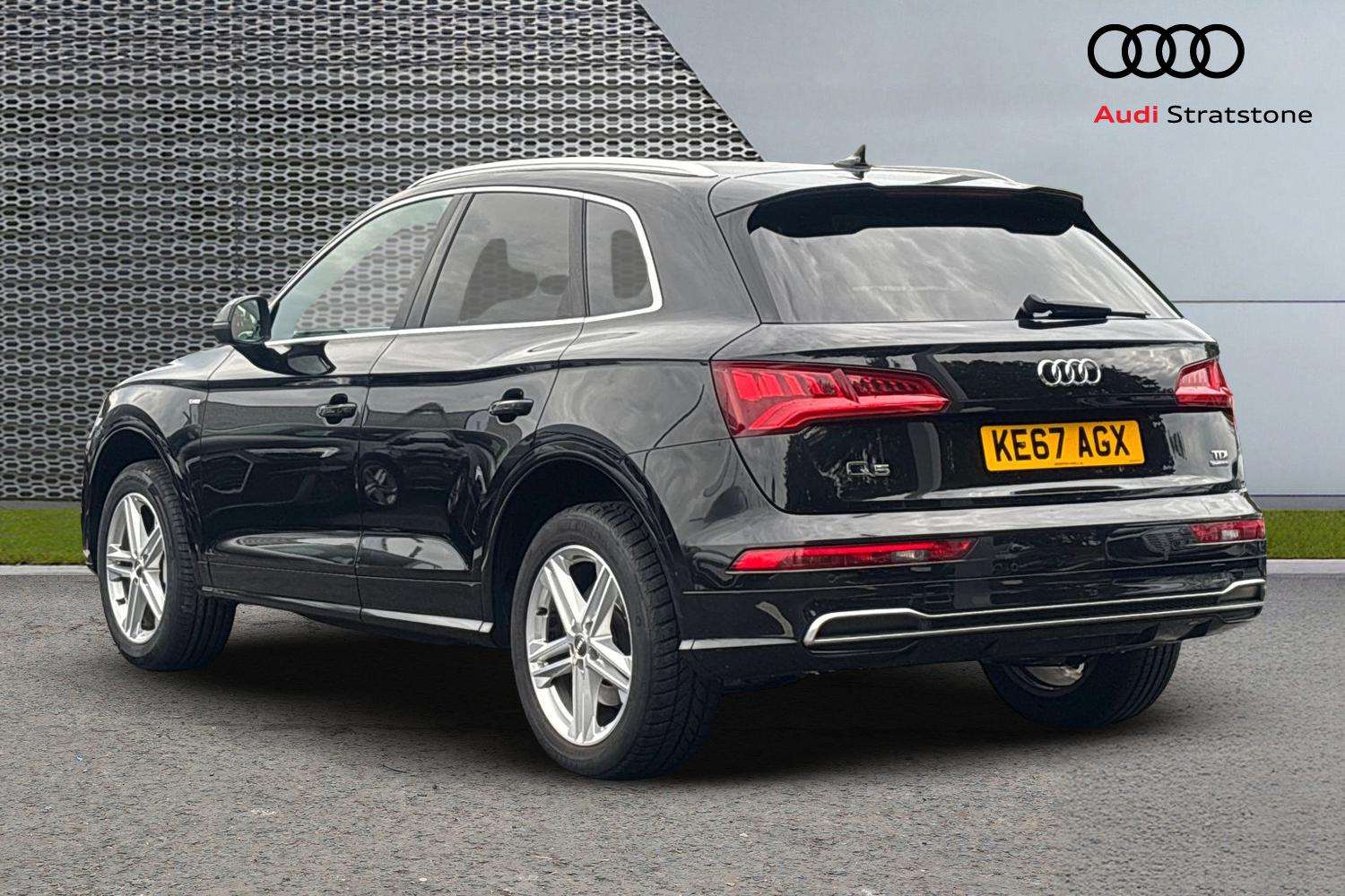 Used Audi Q5 2018 for sale - 76156187: Photo 3