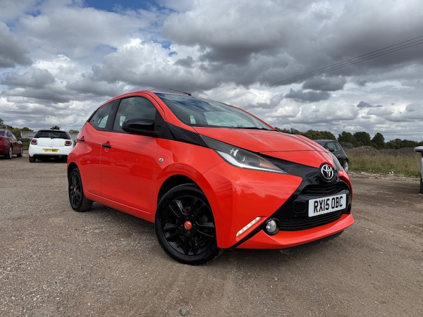 Used Toyota AYGO 2015 for sale - 75723562: Photo 1