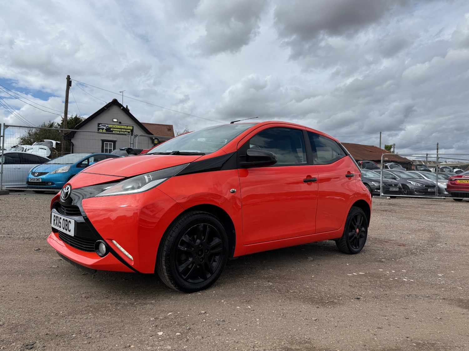 Used Toyota AYGO 2015 for sale - 75723562: Photo 4