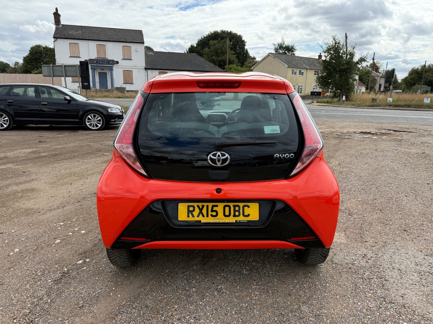 Used Toyota AYGO 2015 for sale - 75723562: Photo 7