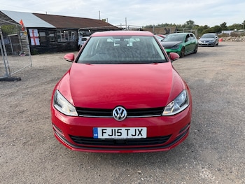 Used Volkswagen Golf 2015 for sale - 79473354: Photo