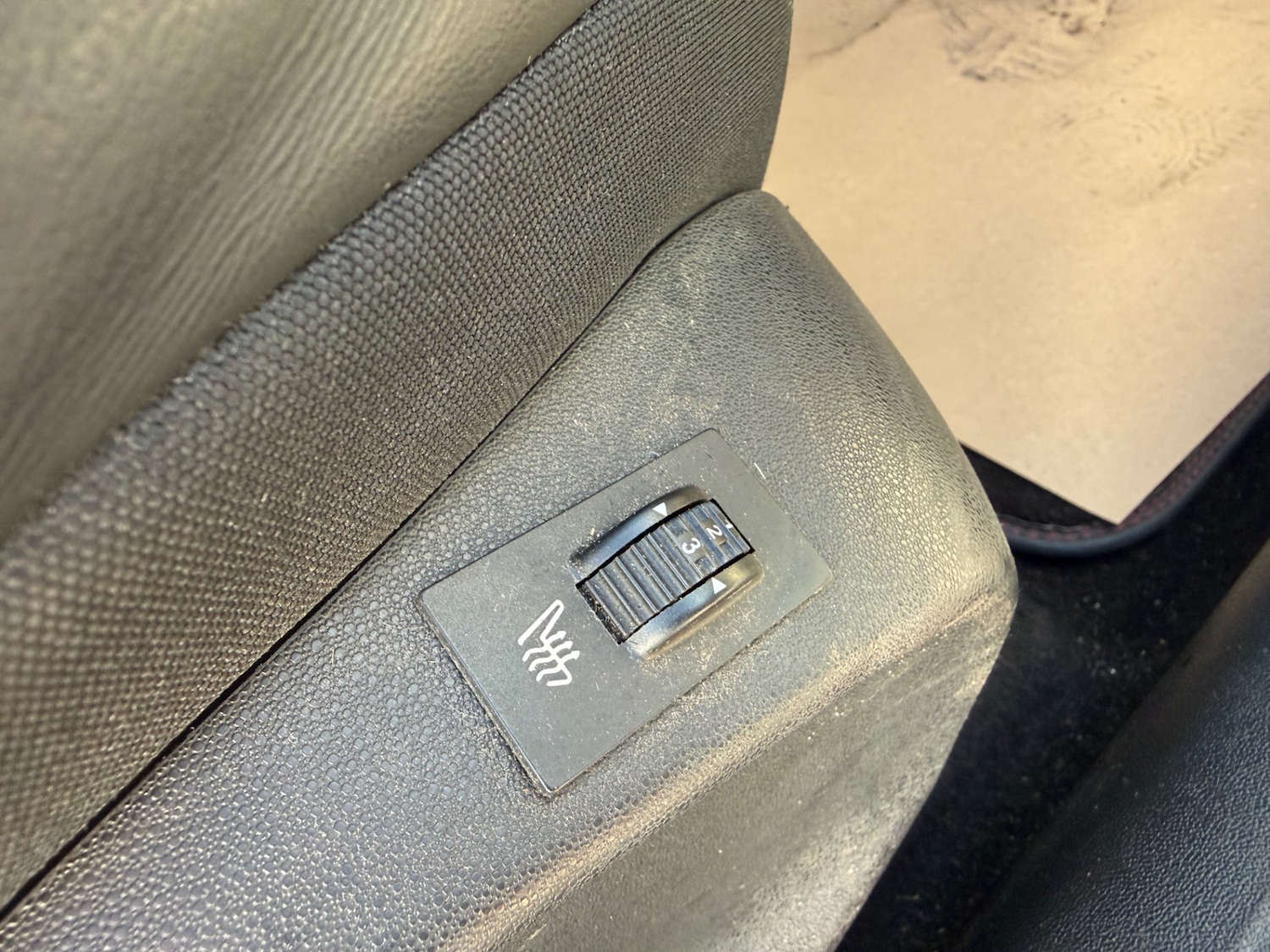 Used Peugeot 208 2014 for sale - 76911509: Photo 12