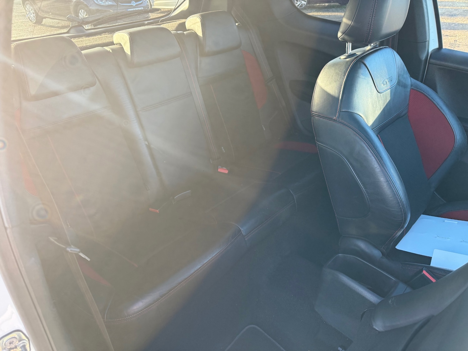 Used Peugeot 208 2014 for sale - 76911509: Photo 9