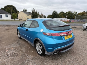 Used Honda Civic 2011 for sale - 76249461: Photo