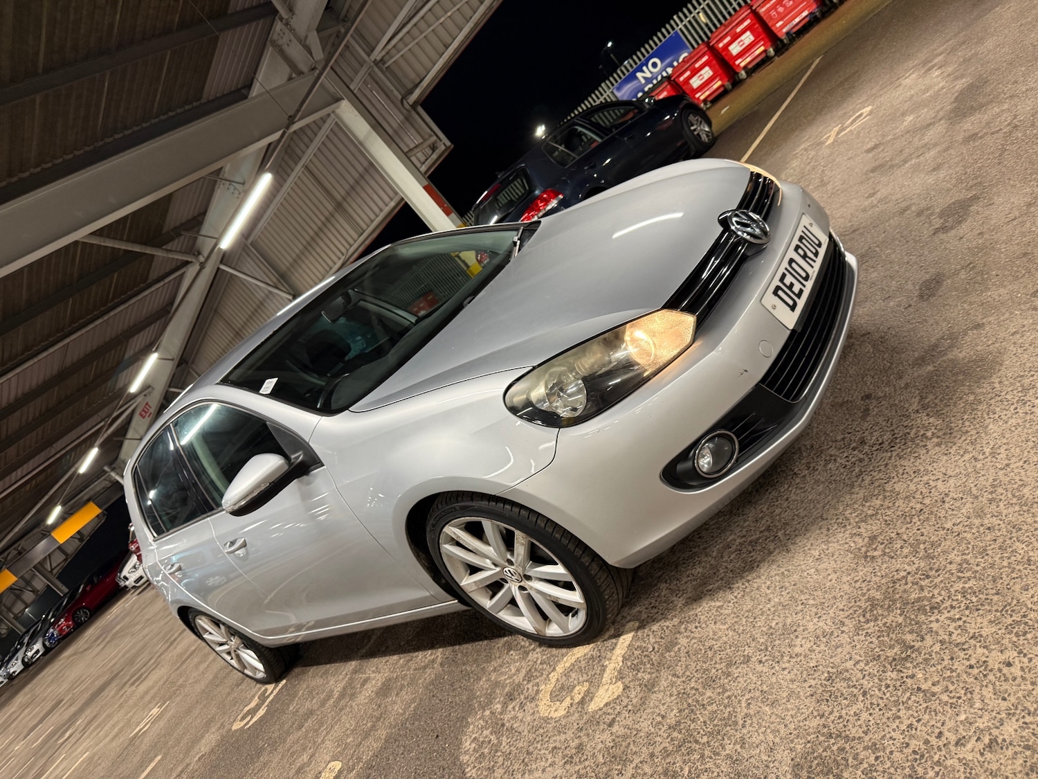 Used Volkswagen Golf 2010 for sale - 77629174: Photo 1