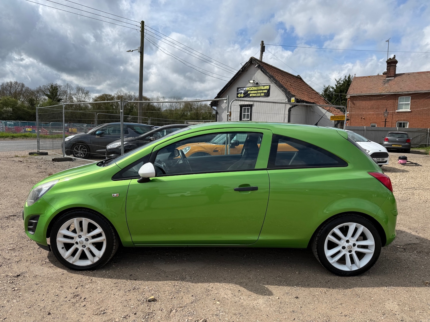 Used Vauxhall Corsa 2014 for sale - 78135218: Photo 4