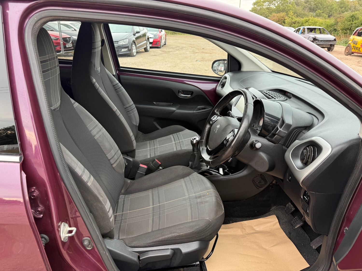 Used Peugeot 108 2016 for sale - 76421317: Photo 10