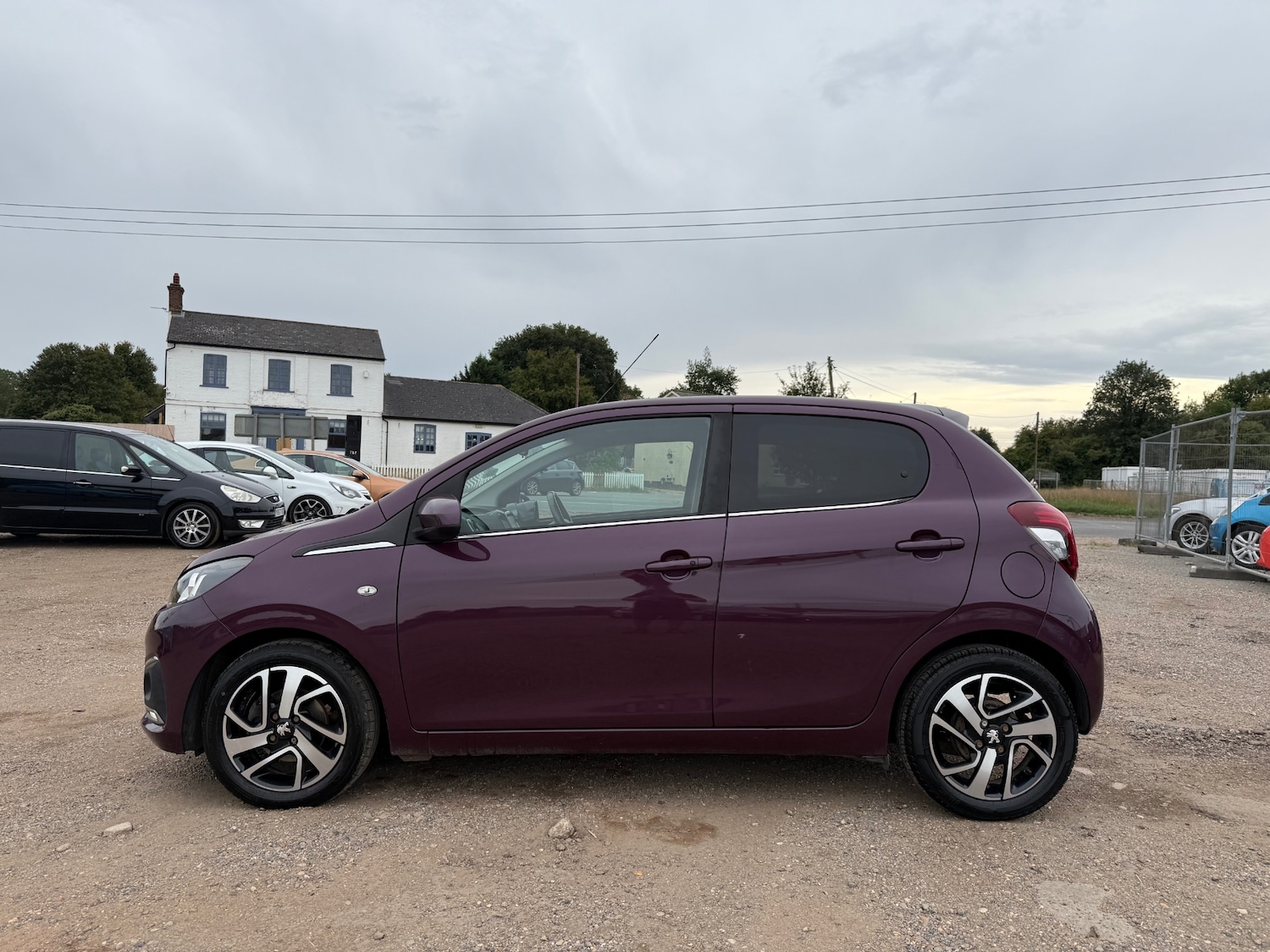 Used Peugeot 108 2016 for sale - 76421317: Photo 4