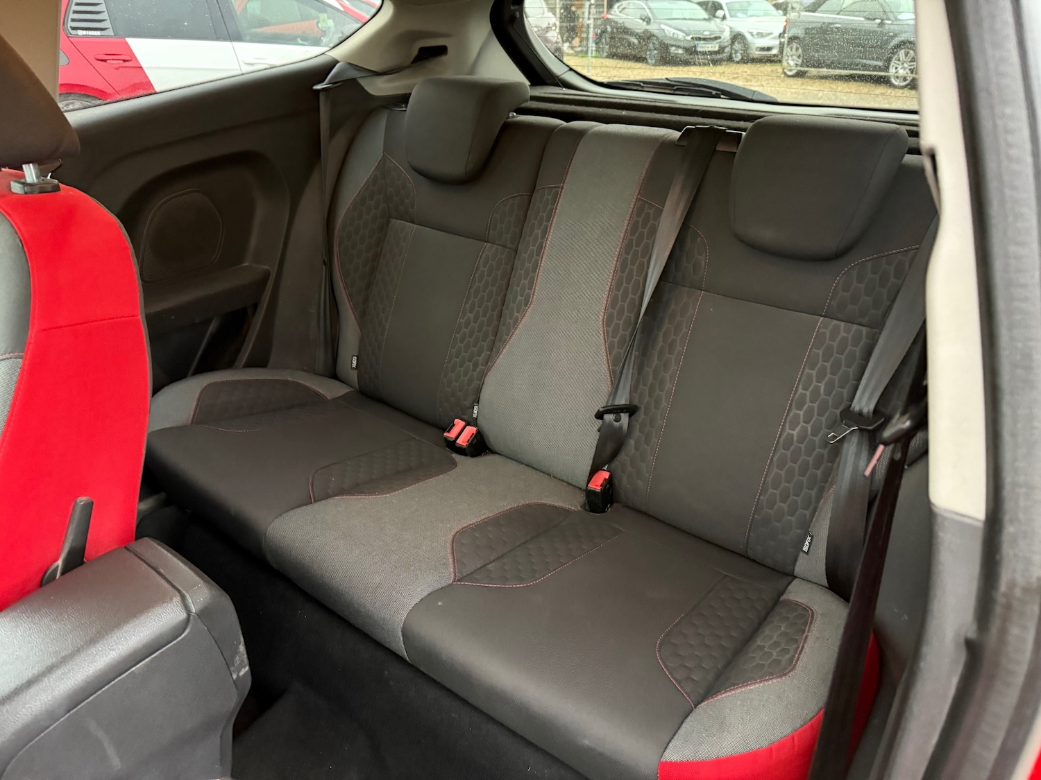 Used Ford Fiesta 2014 for sale - 76566394: Photo 11