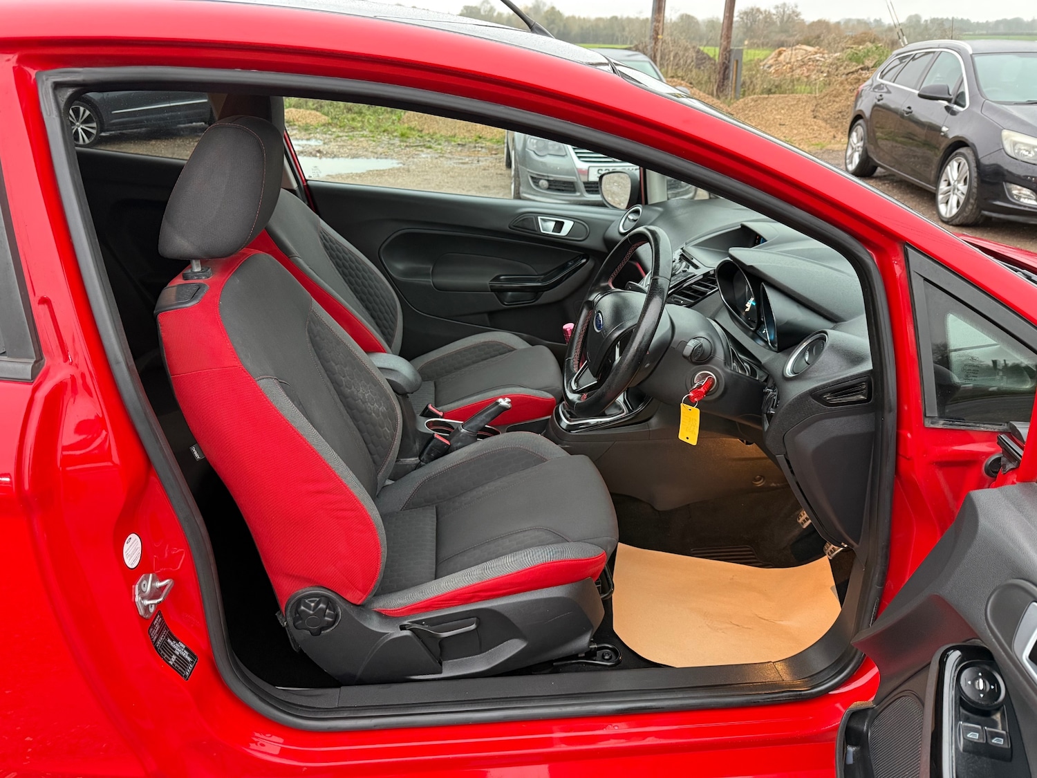 Used Ford Fiesta 2014 for sale - 76566394: Photo 12