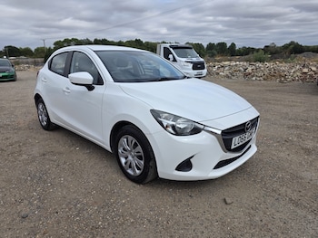 Used Mazda Mazda2 2016 for sale - 79542043: Photo
