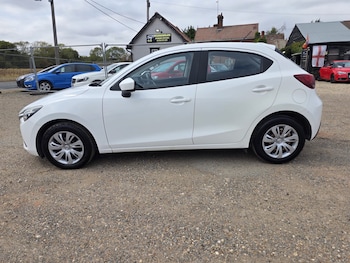 Used Mazda Mazda2 2016 for sale - 79542043: Photo