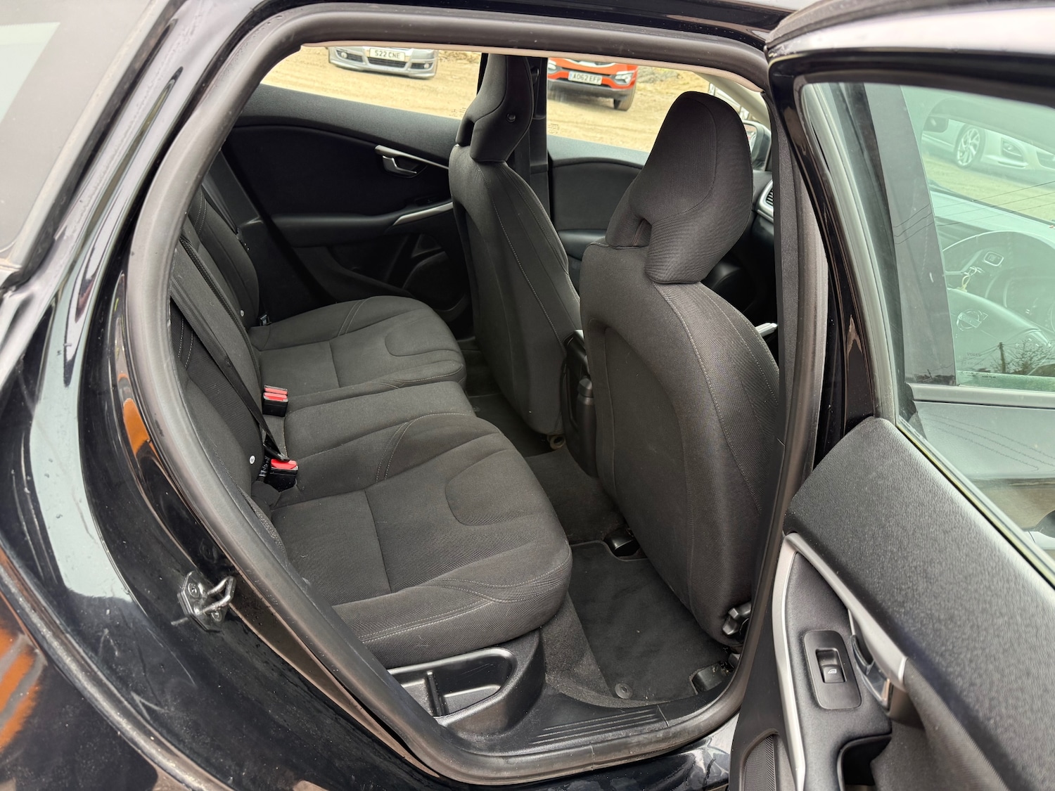 Used Volvo V40 2025 for sale - 78202010: Photo 9