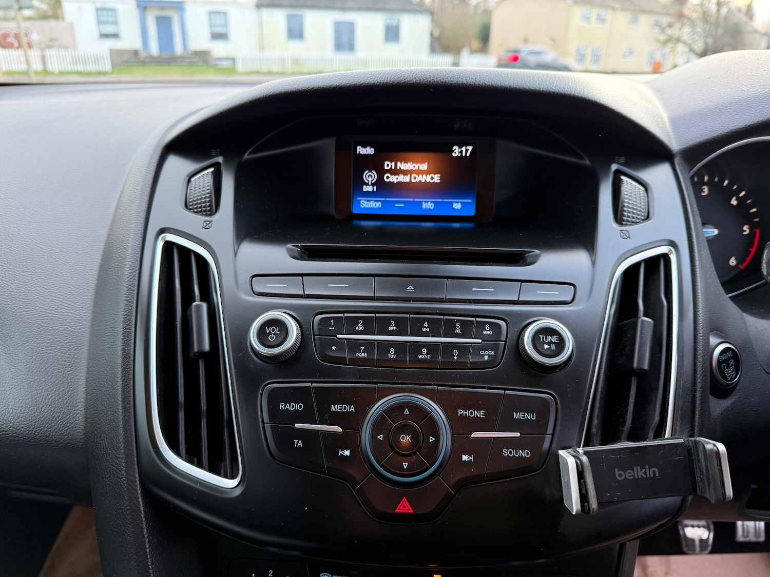 Used Ford Focus 2015 for sale - 77240195: Photo 13