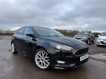 Used Ford Focus 2015 for sale - 77240195: Photo