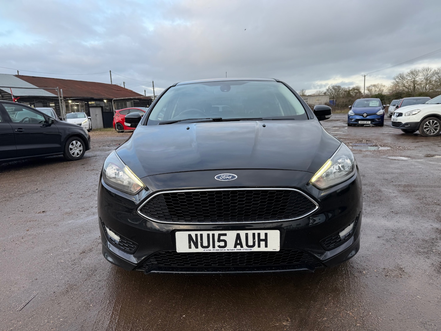 Used Ford Focus 2015 for sale - 77240195: Photo 2