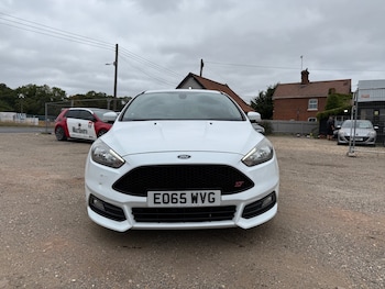 Used Ford Focus 2015 for sale - 75592425: Photo